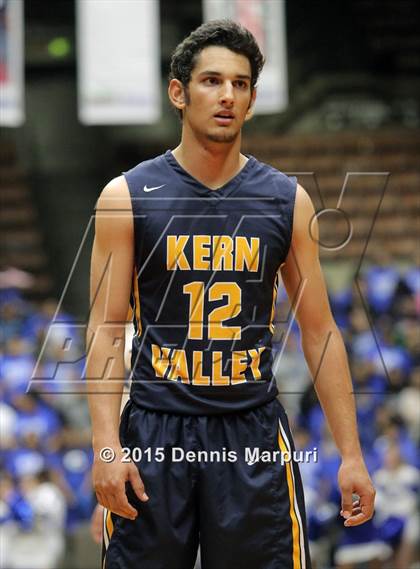Thumbnail 2 in Caruthers vs. Kern Valley (CIF CS D5 Final) photogallery.