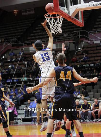 Thumbnail 2 in Caruthers vs. Kern Valley (CIF CS D5 Final) photogallery.