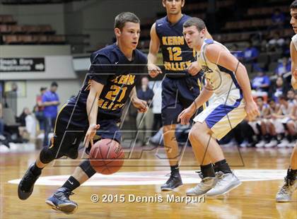 Thumbnail 3 in Caruthers vs. Kern Valley (CIF CS D5 Final) photogallery.
