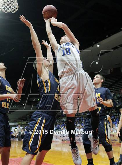 Thumbnail 3 in Caruthers vs. Kern Valley (CIF CS D5 Final) photogallery.