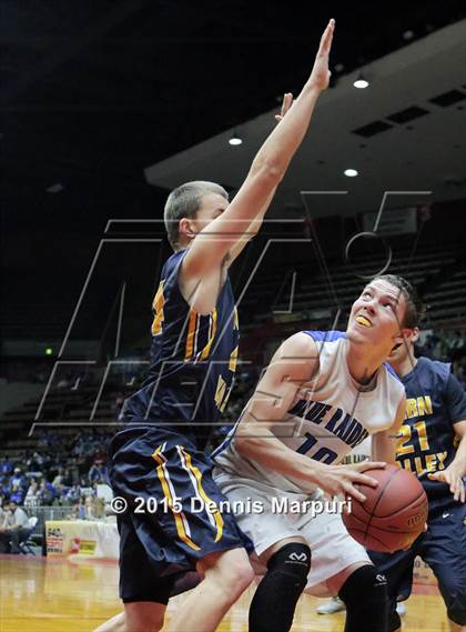 Thumbnail 1 in Caruthers vs. Kern Valley (CIF CS D5 Final) photogallery.