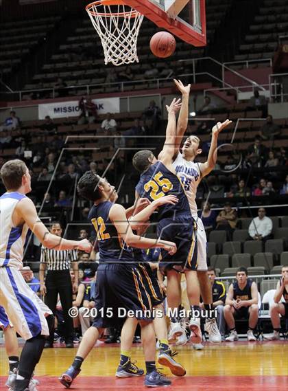Thumbnail 2 in Caruthers vs. Kern Valley (CIF CS D5 Final) photogallery.