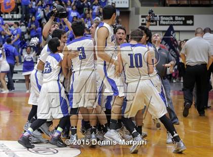 Thumbnail 2 in Caruthers vs. Kern Valley (CIF CS D5 Final) photogallery.