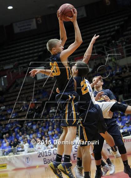 Thumbnail 1 in Caruthers vs. Kern Valley (CIF CS D5 Final) photogallery.