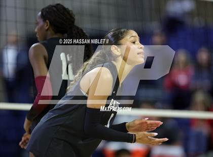 Thumbnail 1 in Alpharetta vs. Walton (GHSA 6A Finals) photogallery.