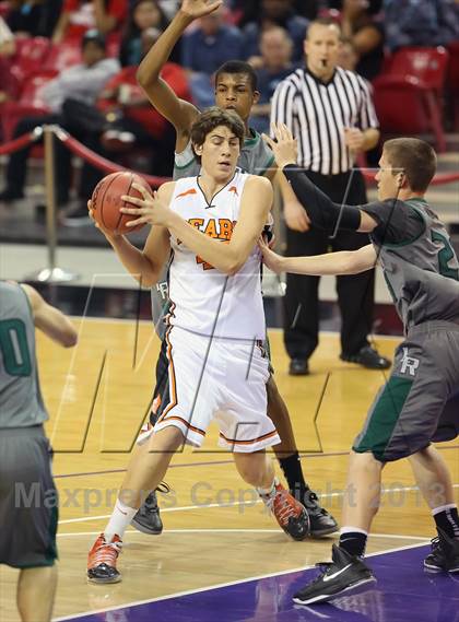 Thumbnail 1 in Summerville vs. Liberty Ranch (CIF SJS D4 Final) photogallery.