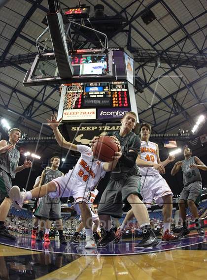 Thumbnail 2 in Summerville vs. Liberty Ranch (CIF SJS D4 Final) photogallery.