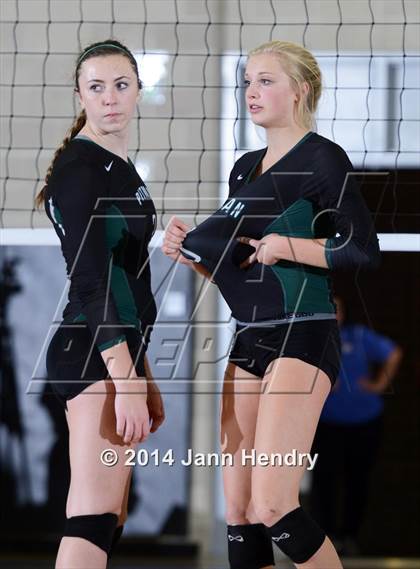 Thumbnail 3 in Pitman vs. Redondo Union (CIF State D1 Final) photogallery.