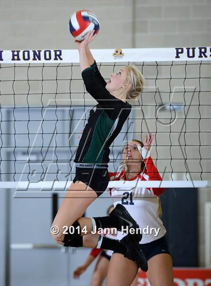 Thumbnail 1 in Pitman vs. Redondo Union (CIF State D1 Final) photogallery.