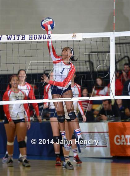 Thumbnail 1 in Pitman vs. Redondo Union (CIF State D1 Final) photogallery.