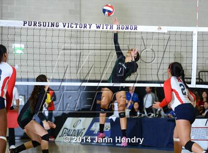 Thumbnail 2 in Pitman vs. Redondo Union (CIF State D1 Final) photogallery.