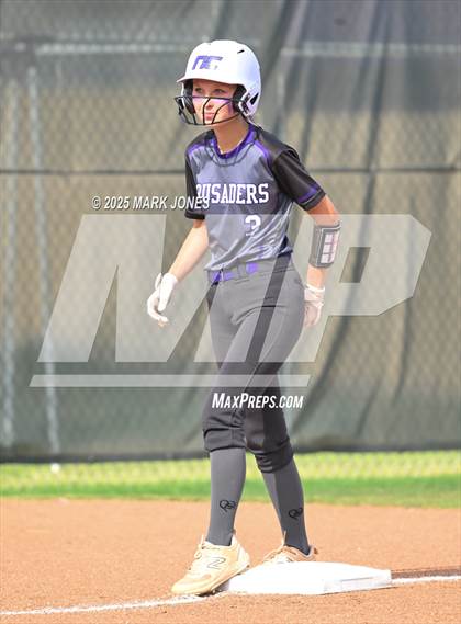 Thumbnail 1 in Northwest Christian vs. Chinle (AIA 3A Play-In) photogallery.