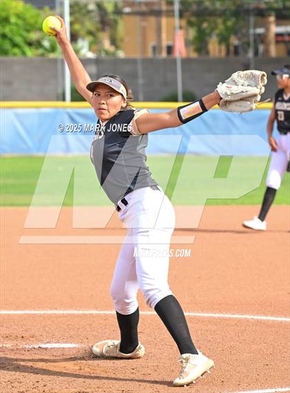 Thumbnail 3 in Northwest Christian vs. Chinle (AIA 3A Play-In) photogallery.