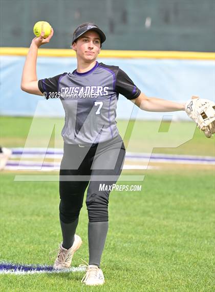 Thumbnail 3 in Northwest Christian vs. Chinle (AIA 3A Play-In) photogallery.