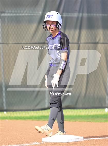 Thumbnail 2 in Northwest Christian vs. Chinle (AIA 3A Play-In) photogallery.