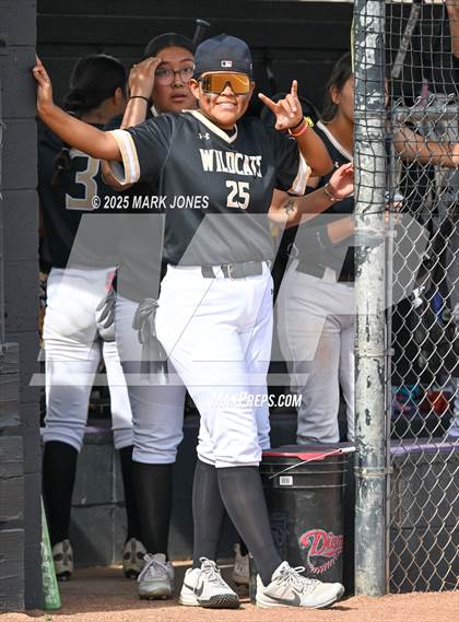 Thumbnail 3 in Northwest Christian vs. Chinle (AIA 3A Play-In) photogallery.