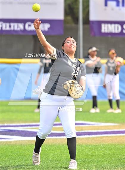 Thumbnail 3 in Northwest Christian vs. Chinle (AIA 3A Play-In) photogallery.