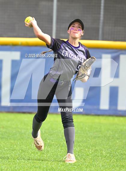 Thumbnail 3 in Northwest Christian vs. Chinle (AIA 3A Play-In) photogallery.
