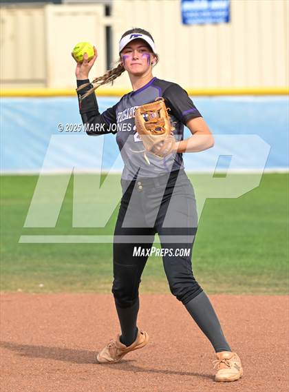 Thumbnail 3 in Northwest Christian vs. Chinle (AIA 3A Play-In) photogallery.