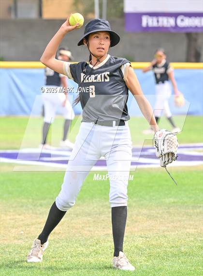 Thumbnail 3 in Northwest Christian vs. Chinle (AIA 3A Play-In) photogallery.