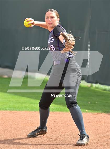 Thumbnail 3 in Northwest Christian vs. Chinle (AIA 3A Play-In) photogallery.