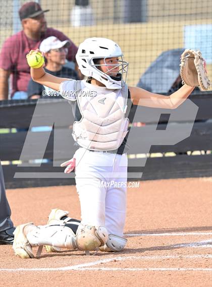 Thumbnail 3 in Northwest Christian vs. Chinle (AIA 3A Play-In) photogallery.