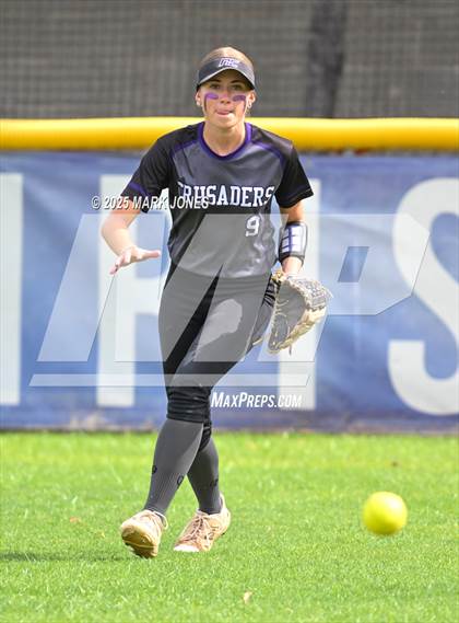 Thumbnail 3 in Northwest Christian vs. Chinle (AIA 3A Play-In) photogallery.