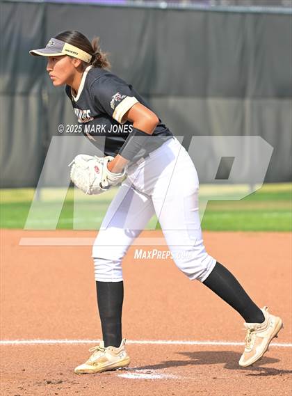 Thumbnail 3 in Northwest Christian vs. Chinle (AIA 3A Play-In) photogallery.