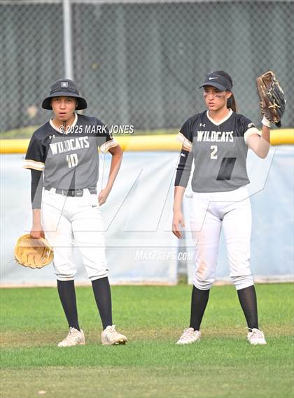 Thumbnail 2 in Northwest Christian vs. Chinle (AIA 3A Play-In) photogallery.