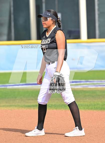 Thumbnail 3 in Northwest Christian vs. Chinle (AIA 3A Play-In) photogallery.