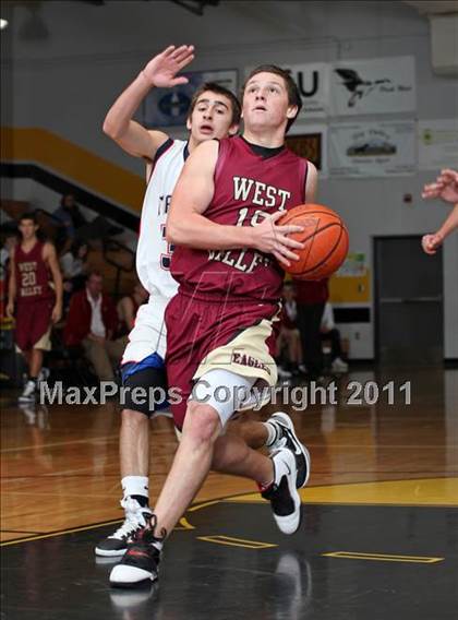 Thumbnail 3 in Central Valley vs. West Valley (Hornet Classic Tournament) photogallery.