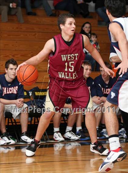 Thumbnail 1 in Central Valley vs. West Valley (Hornet Classic Tournament) photogallery.