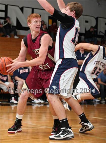 Thumbnail 3 in Central Valley vs. West Valley (Hornet Classic Tournament) photogallery.