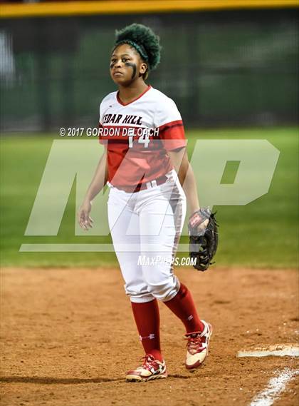 Thumbnail 1 in South Grand Prairie @ Cedar Hill photogallery.