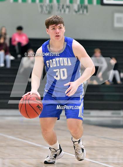 Thumbnail 2 in Fortuna vs. Dixon (Steve Cauchi Ram Jam) photogallery.
