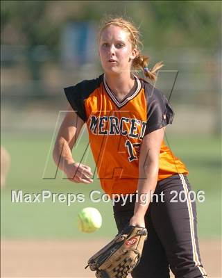 Thumbnail 2 in Vacaville vs. Merced (Section Playoffs) photogallery.