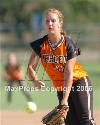 Thumbnail 3 in Vacaville vs. Merced (Section Playoffs) photogallery.