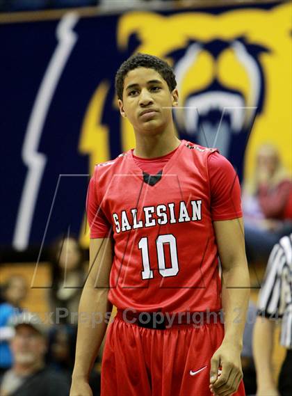 Thumbnail 1 in Salesian vs. Sacramento (MaxPreps MLK Classic) photogallery.