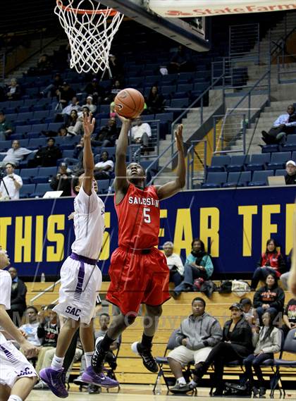 Thumbnail 3 in Salesian vs. Sacramento (MaxPreps MLK Classic) photogallery.