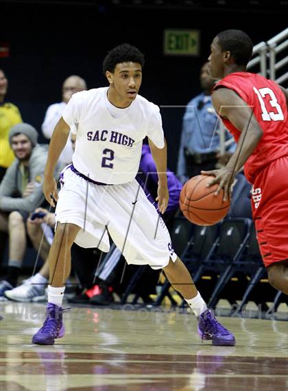 Thumbnail 1 in Salesian vs. Sacramento (MaxPreps MLK Classic) photogallery.