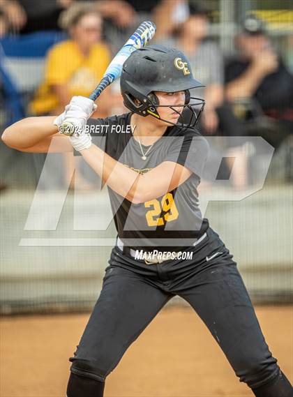 Thumbnail 3 in Gretna East vs. Lincoln Southeast photogallery.