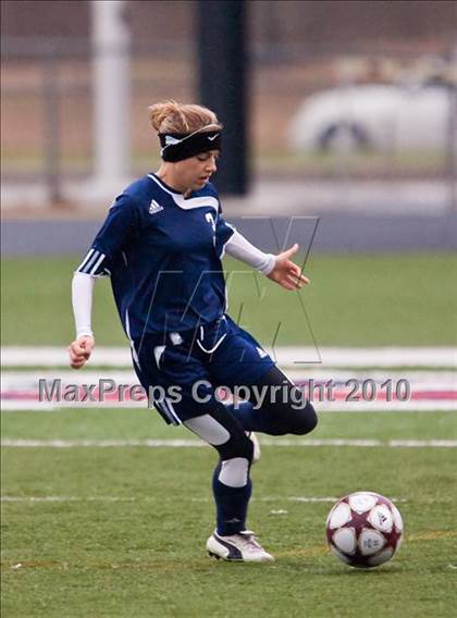 Thumbnail 1 in Pearland vs Cypress Ridge (Pearland ISD Soccer Shootout) photogallery.