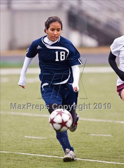 Thumbnail 3 in Pearland vs Cypress Ridge (Pearland ISD Soccer Shootout) photogallery.