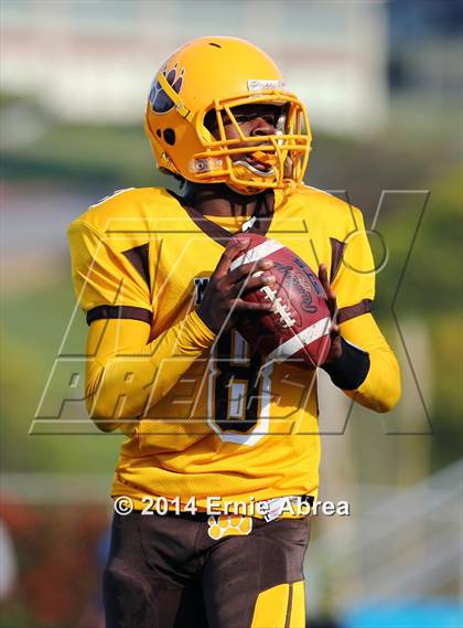 Thumbnail 3 in Lincoln vs. Mission (CIF SF Section Final) photogallery.