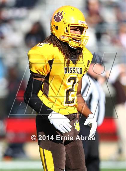 Thumbnail 3 in Lincoln vs. Mission (CIF SF Section Final) photogallery.