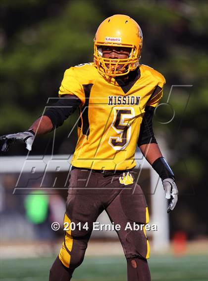 Thumbnail 1 in Lincoln vs. Mission (CIF SF Section Final) photogallery.