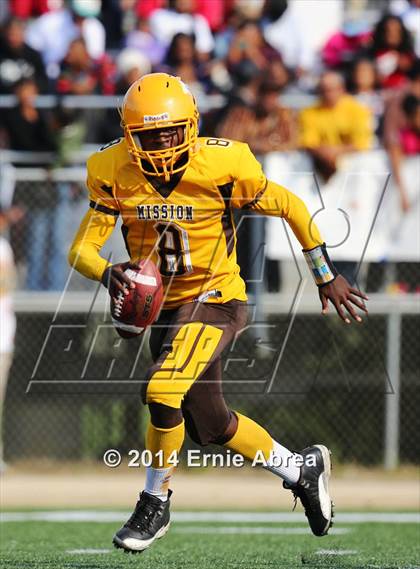 Thumbnail 2 in Lincoln vs. Mission (CIF SF Section Final) photogallery.