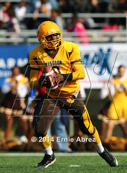 Thumbnail 3 in Lincoln vs. Mission (CIF SF Section Final) photogallery.