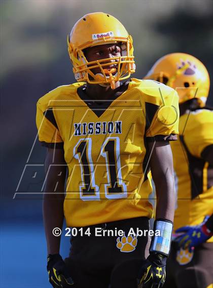 Thumbnail 3 in Lincoln vs. Mission (CIF SF Section Final) photogallery.