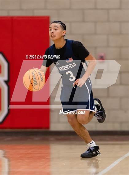 Thumbnail 3 in Centennial vs Bakersfield photogallery.
